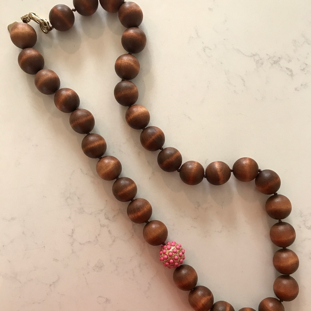 Statement Necklace. Vineyard Vines Wood Beads.